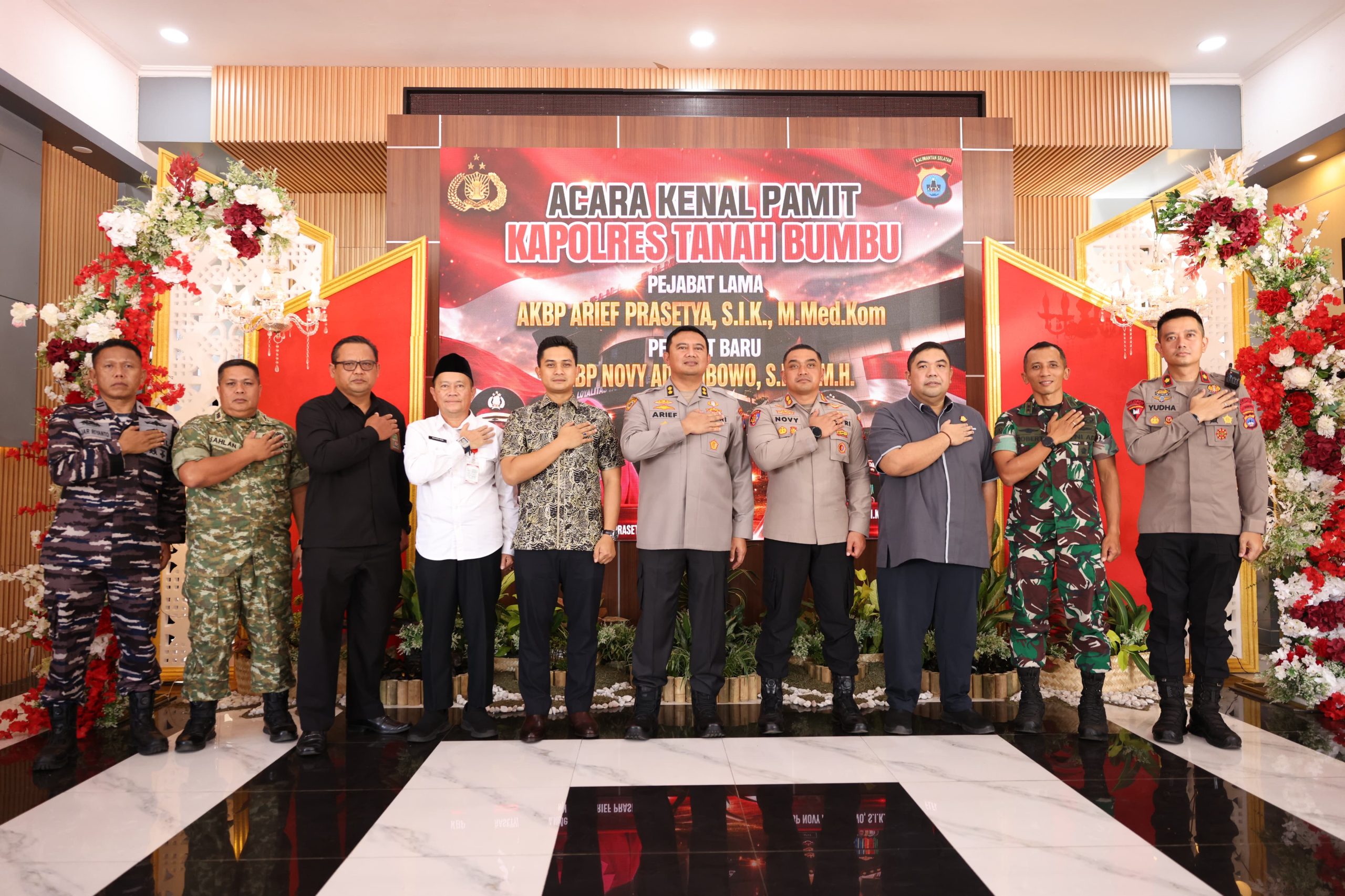Pemkab Tanah Bumbu Apresiasi Pengabdian AKBP Arief Prasetya, Sambut Kapolres Baru AKBP Novy Adi Wibowo