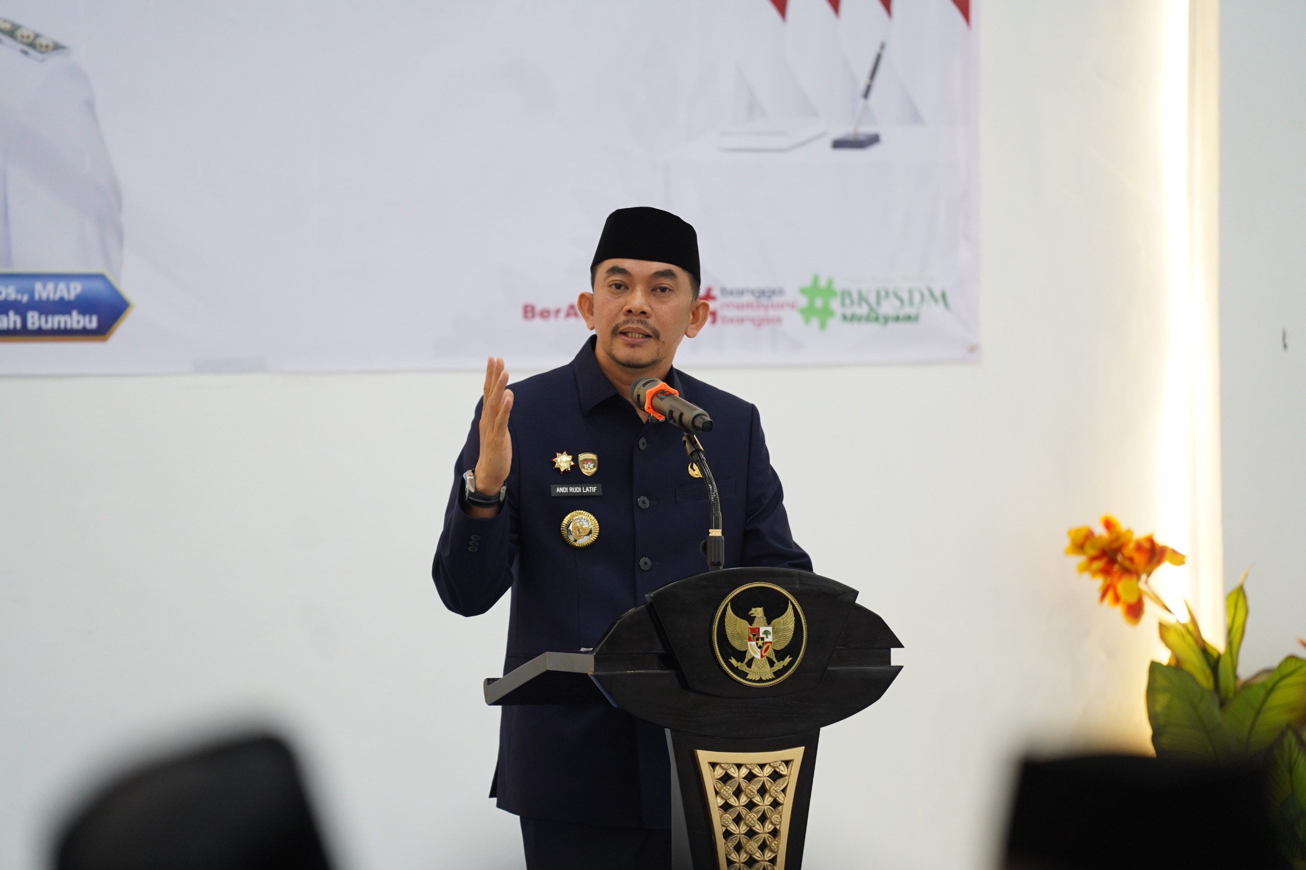 Lantik Pejabat, Bupati Andi Rudi Latif Tekankan Program Harus Berdampak Nyata bagi Masyarakat